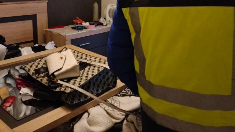 Registro del domicilio donde el proxeneta obligaba a dos mujeres a prostituirse en Valladolid