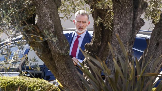 El rey Felipe a su llegada a la Ruber Internacional.