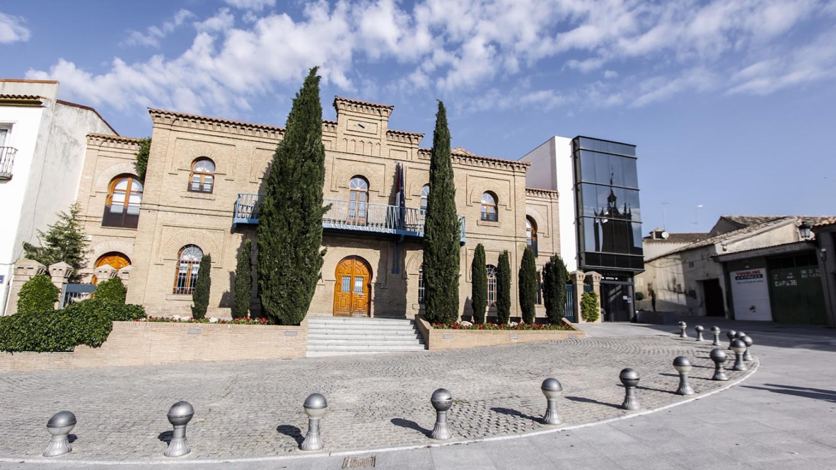 La fachada del Ayuntamiento de Illescas.
