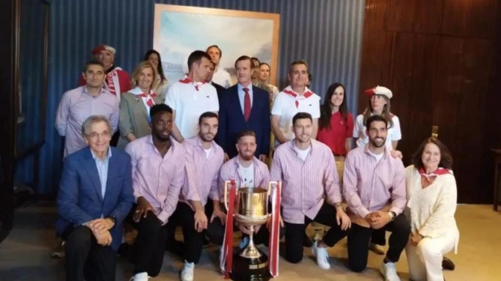 Los jugadores del Athletic en el restaurante.