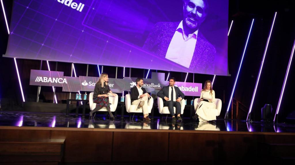 Los integrantes de la mesa redonda sobre la IA en banca.