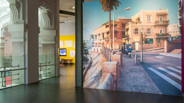 Sala de la exposición 'La ciudad visible'. Foto: Alberto Omiste