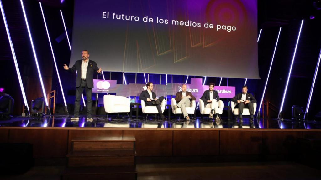 Una de las mesas redondas del Finsurtech Forward Summit celebrado en Málaga.