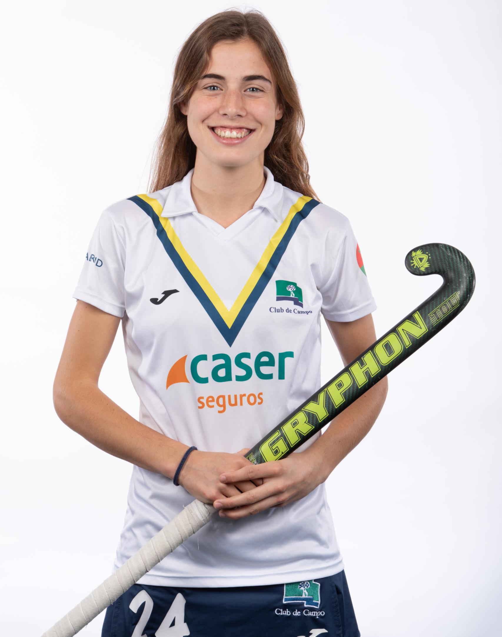 Alejandra Torres-Quevedo, con la equipación del Club de Campo Villa de Madrid.