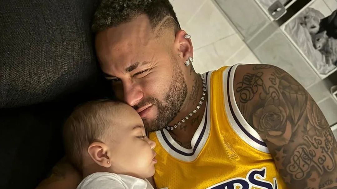 Neyma junto a su hija.
