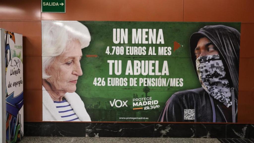 Cartel electoral de Vox referente a los MENAs en el Metro de Madrid. 2021