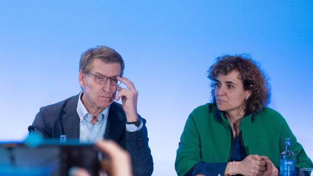 Feijóo y Dolors Montserrat, en un acto reciente del PP en Barcelona.