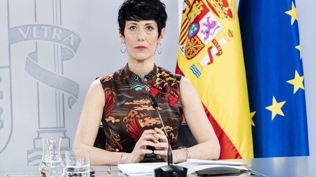 La ministra de Inclusión, Seguridad Social y Migraciones, Elma Saiz, durante una rueda de prensa posterior al Consejo de Ministros.