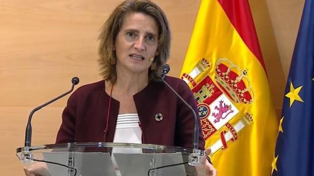 Imagen de la vicepresidenta tercera y ministra par la Transición Ecológica ,Teresa Ribera durante, su intervención en Bruselas.