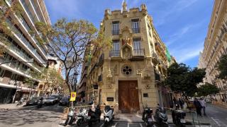 El significado que hay detrás de la Casa de los Dragones: uno de los edificios más peculiares de Valencia