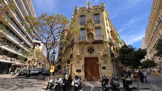 La Casa de los Dragones, uno de los edificios más peculiares de Valencia. EE
