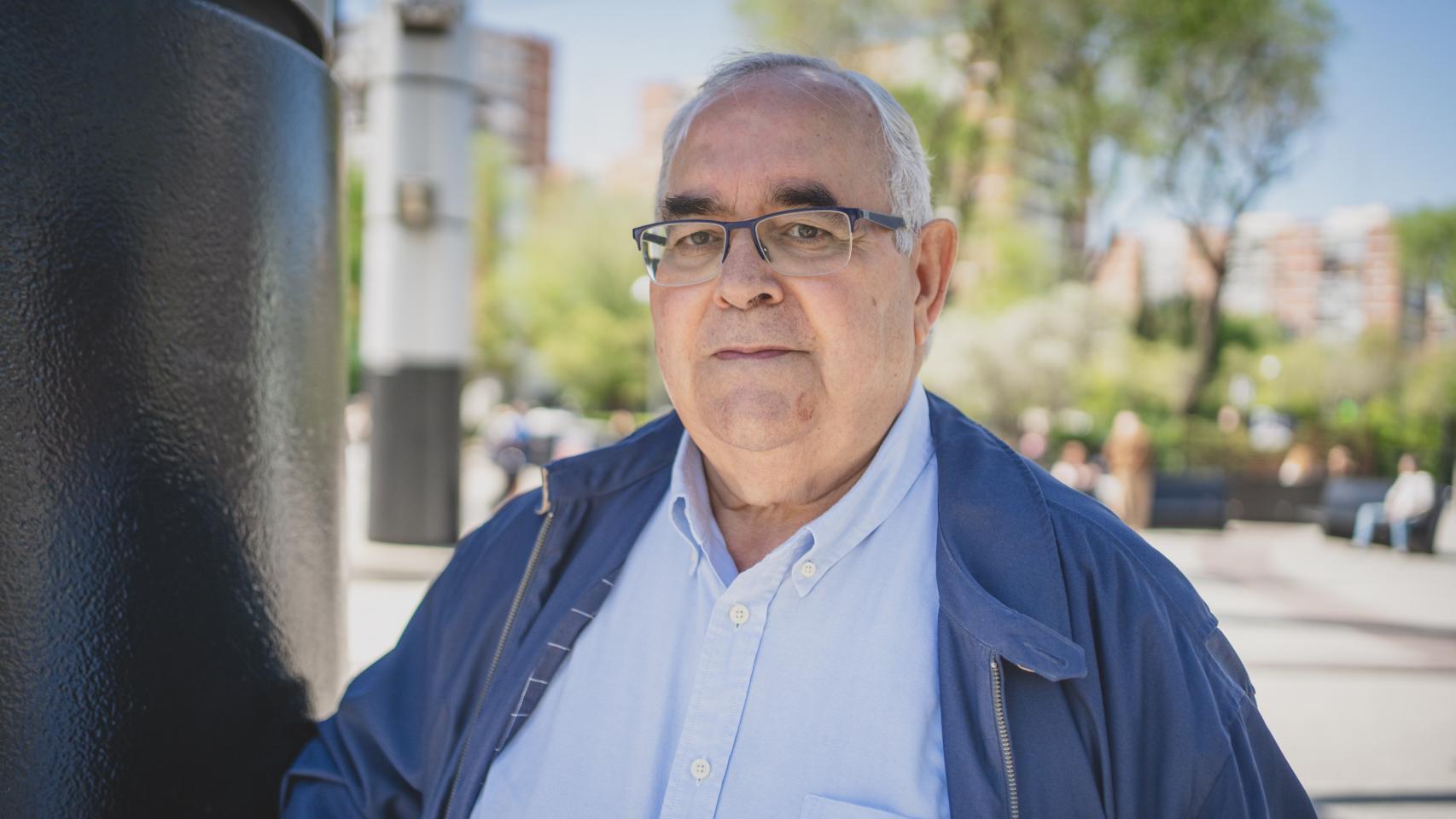 Mikel Buesa, hermano del dirigente socialista Fernando Buesa, asesinado por ETA en 2000, posa para EL ESPAÑOL.