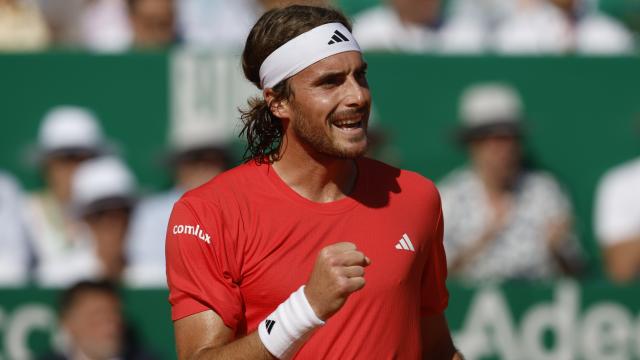 Tsitsipas celebra su triunfo ante Ruud.