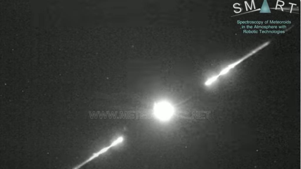 Una bola de fuego en el cielo de Málaga.