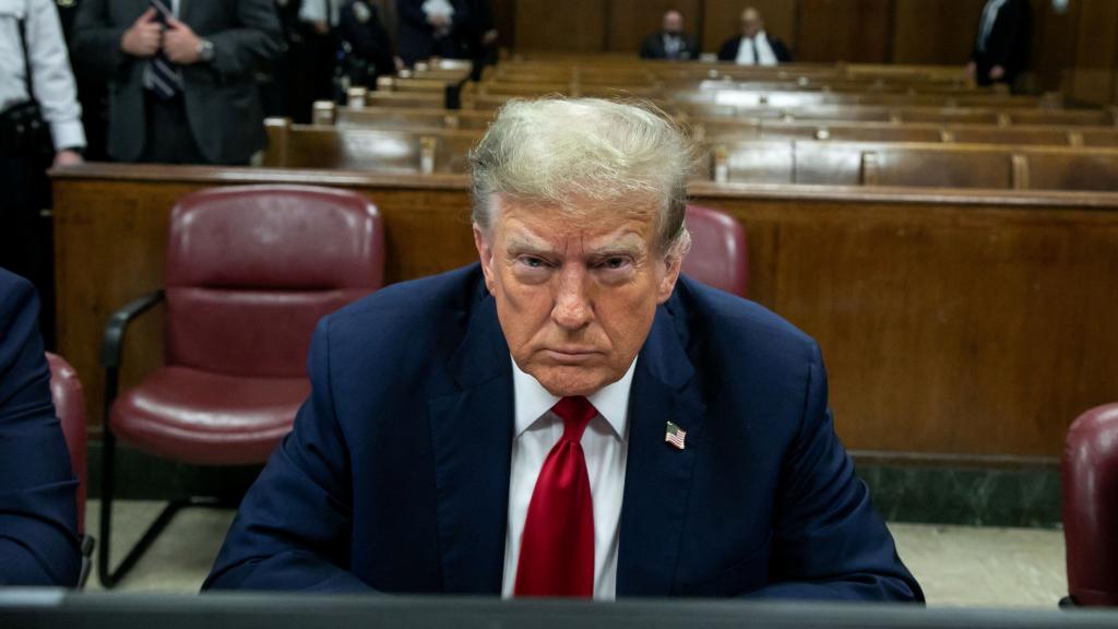 Donald Trump, candidato republicano a la presidencia de EEUU, este lunes en el Tribunal Penal de Manhattan.