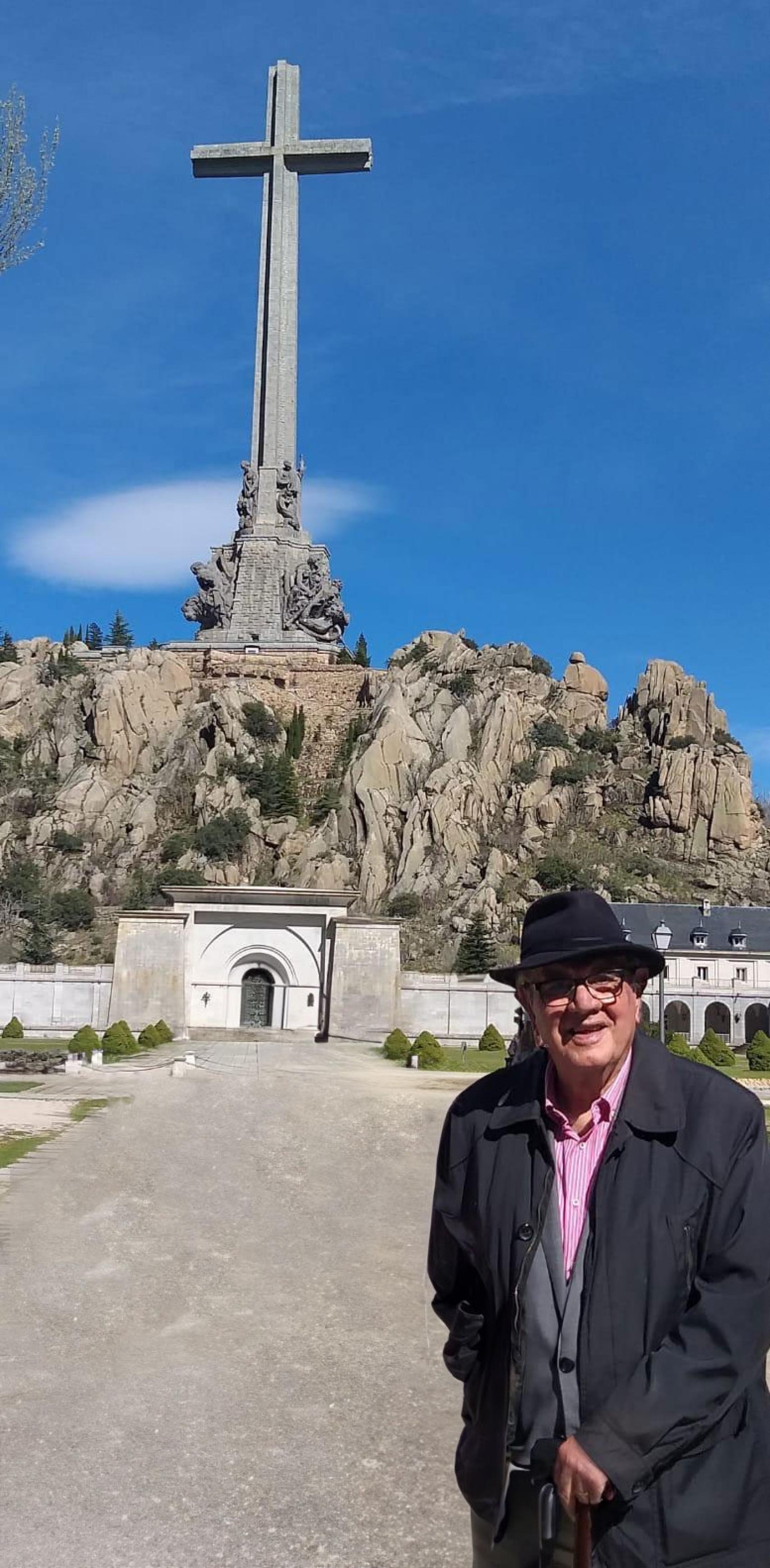 Miguel Cid en su reciente visita a Cuelgamuros.