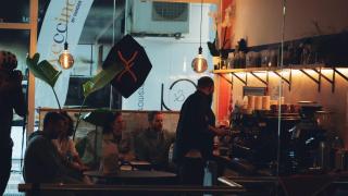 Así es el primer café de especialidad de Jaén que sirve a las estrellas Michelin: creador del aoveccino