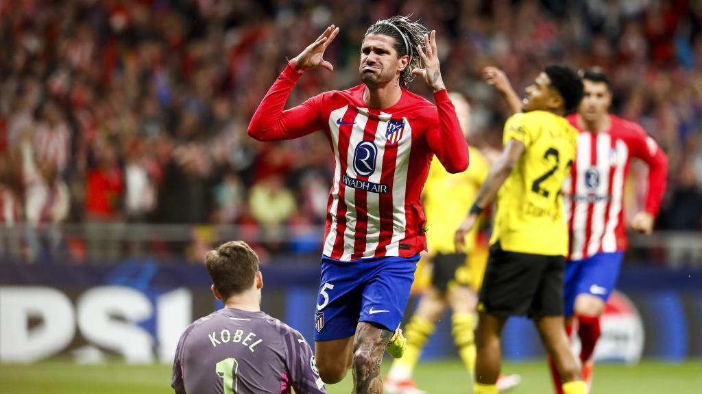 Rodrigo de Paul celebra su gol contra el Borussia Dortmund