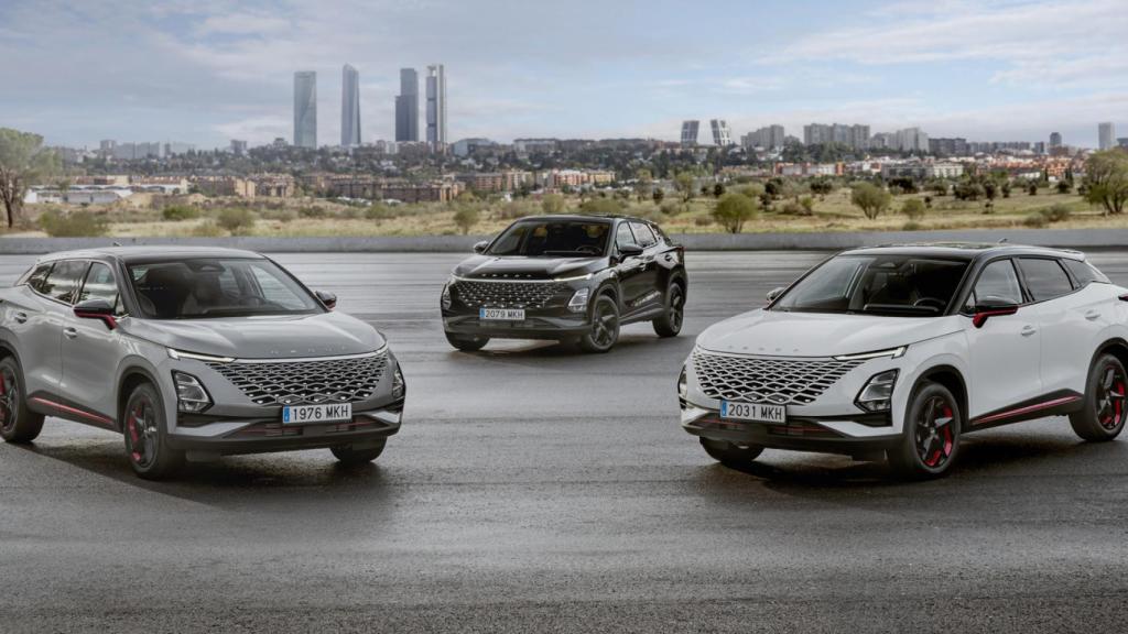 El Omoda 5 estará a la venta como SUV de gasolina y eléctrico puro.