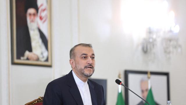 El ministro de Exteriores iraní, Hossein Amir-Abdollahian, este domingo.