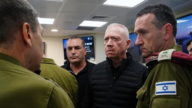 El gabinete de guerra se reunió de emergencia el domingo tras el ataque de Irán el sábado.