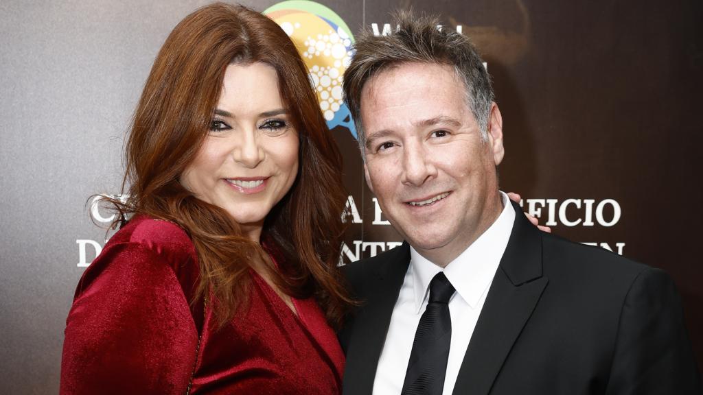 Carlos Latre y su mujer, Yolanda Marcos, en diciembre de 2023.