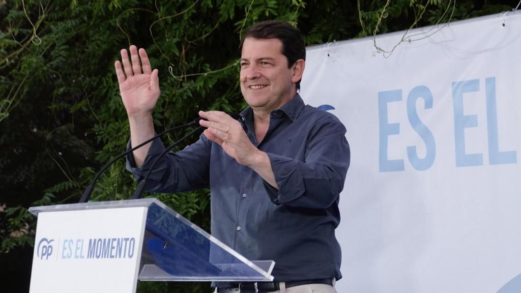 Alfonso Fernández Mañueco en la pasada campaña electoral del 23J. Imagen de archivo
