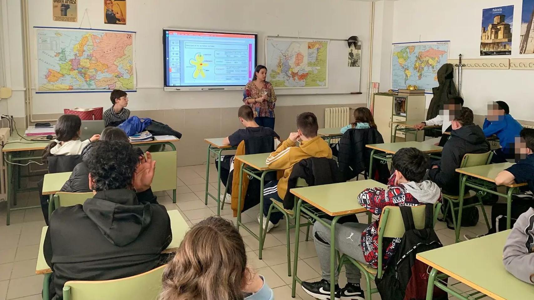 Charla de Dialogasex en un colegio de Castilla y León