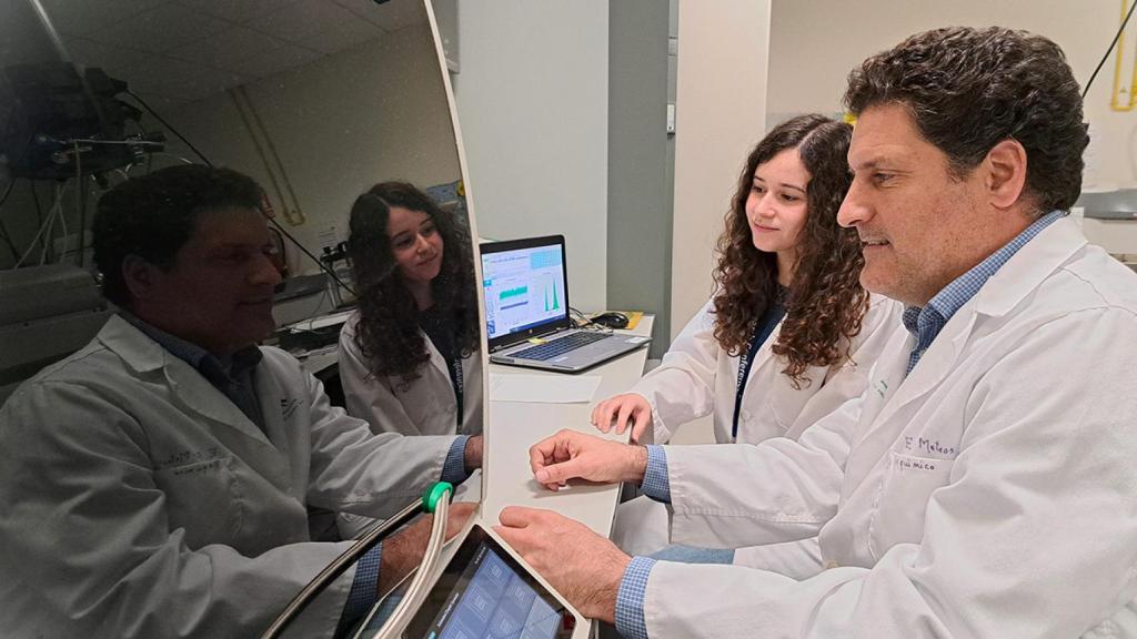 El avance de un estudio sevillano sobre el VIH: “Puede haber personas curadas sin saberlo”