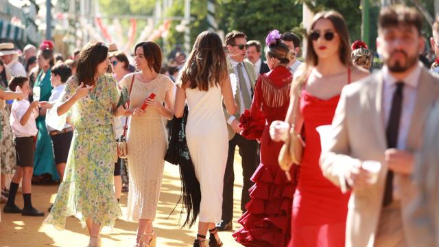 Imagen del ambiente en el Real este lunes de Feria.