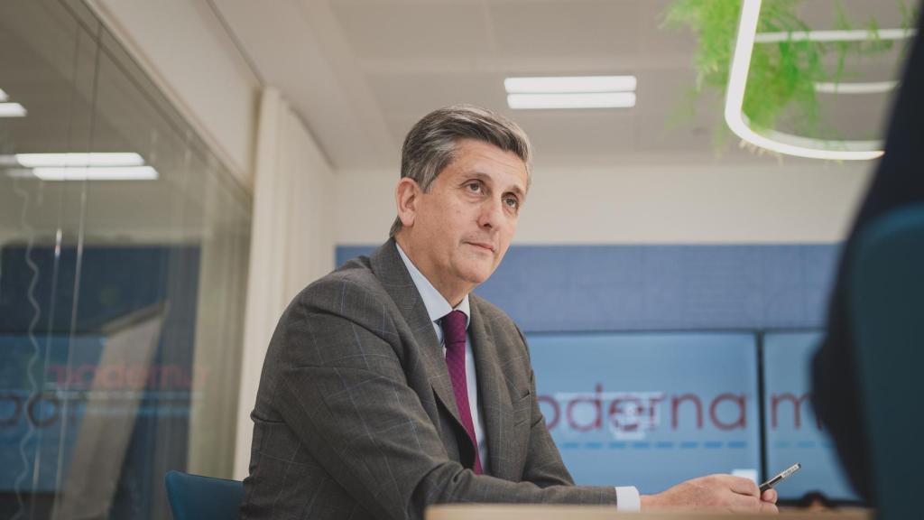 Juan Carlos Gil, director general de Moderna, durante la entrevista.