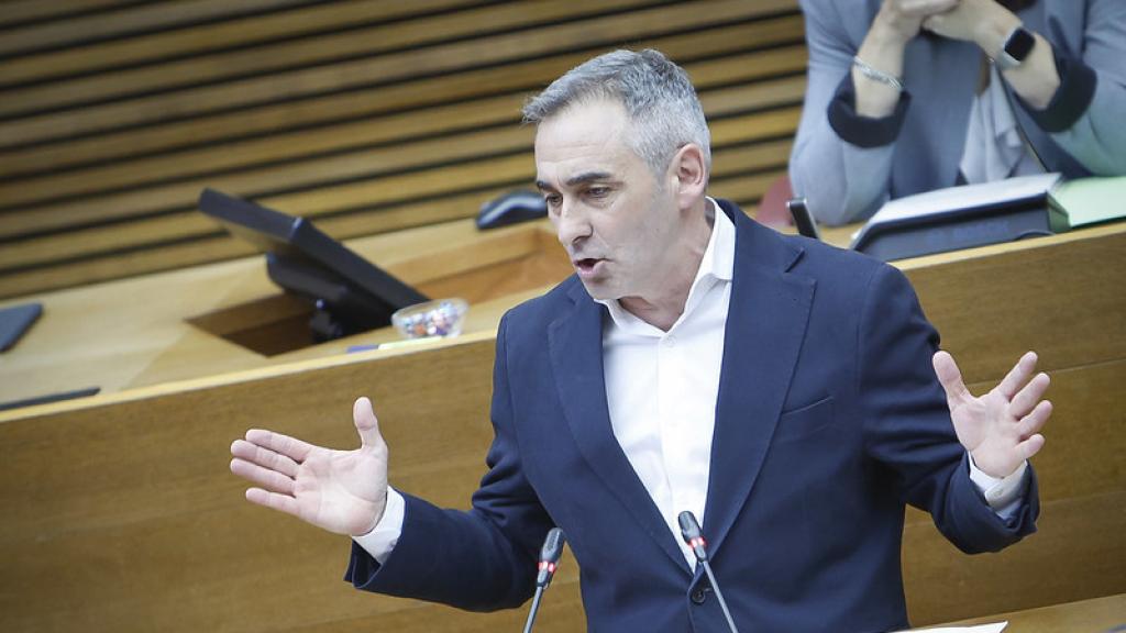 El síndic del PP, Miguel Barrachina, durante el debate
