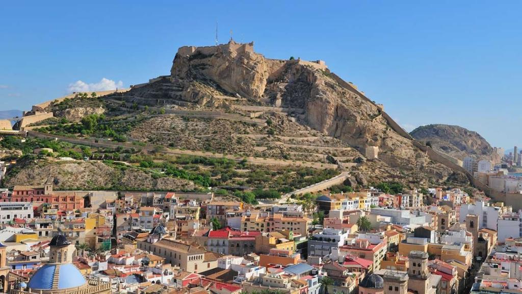 Castillo de Santa Bárbara, en Alicante.