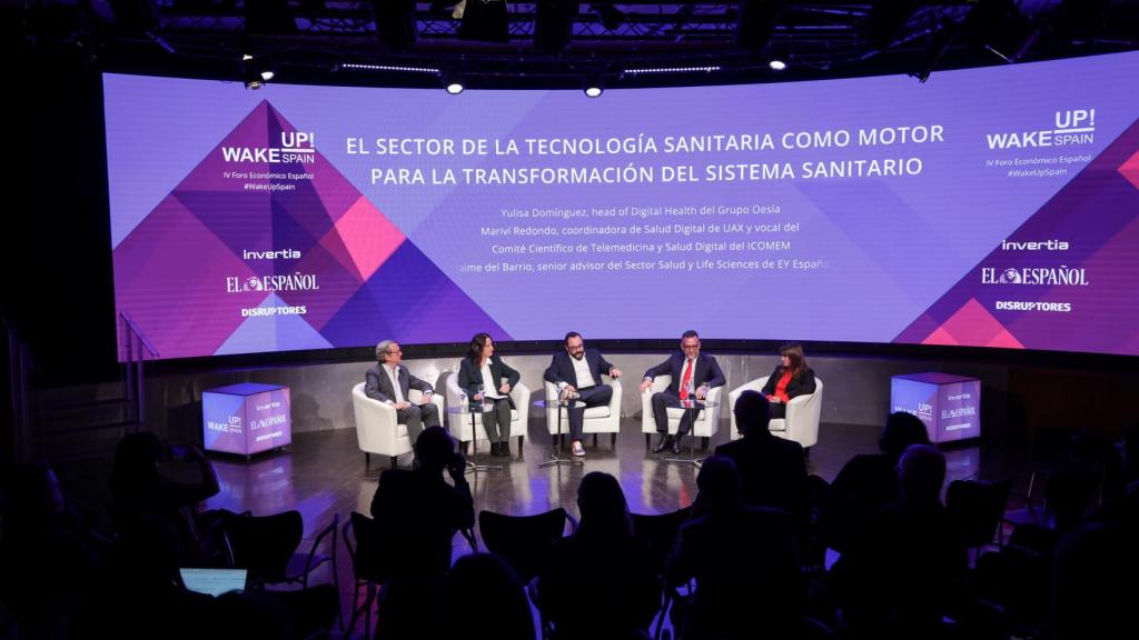 De izquierda a derecha: Jaime del Barrio, Yulisa Domínguez, Eduardo Ortega, Pedro Llamas y Mariví Redondo.