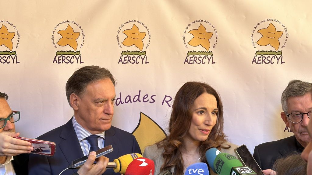 El alcalde de Salamanca participa en el Congreso de Enfermedades Raras