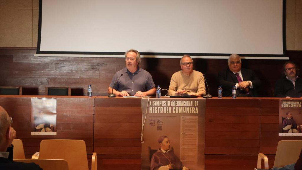 Francisco Guarido en la inauguración del X Simposio de Historia Comunera
