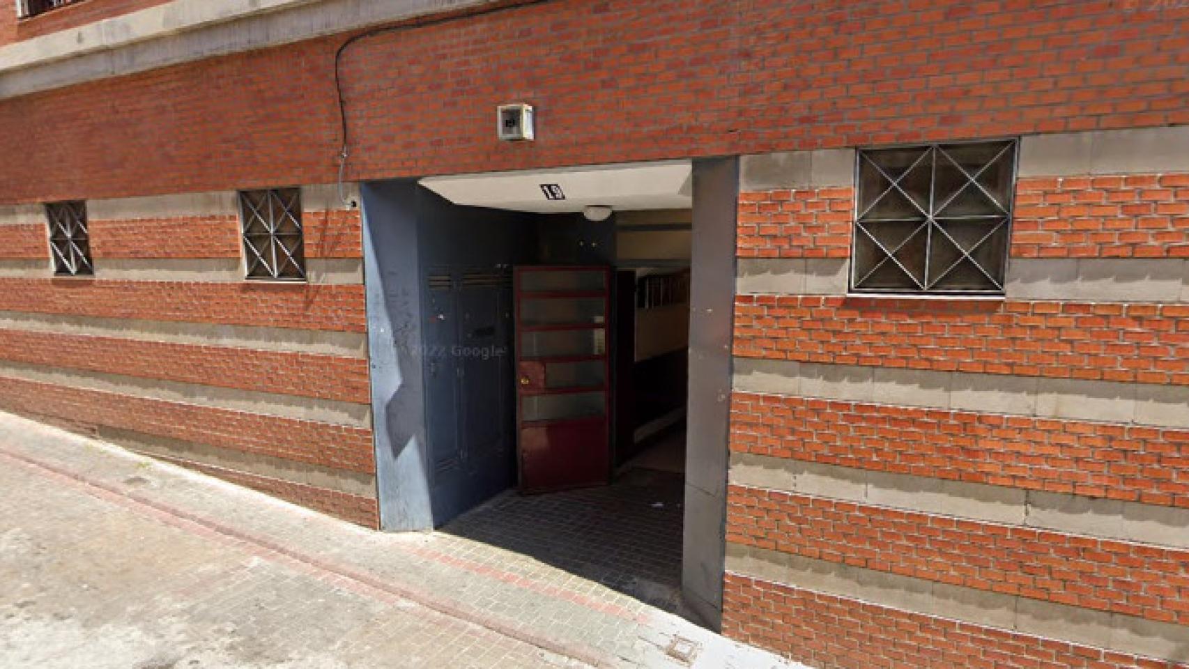 El número 19 de la calle Río de Uruguay, donde han tenido lugar los hechos.