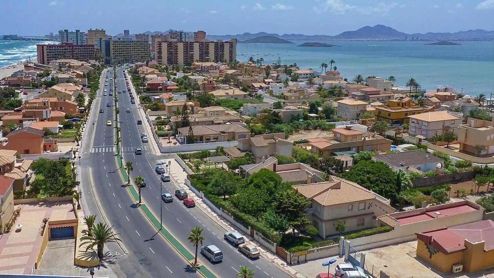 Imagen de archivo de la Gran Vía de la Manga.