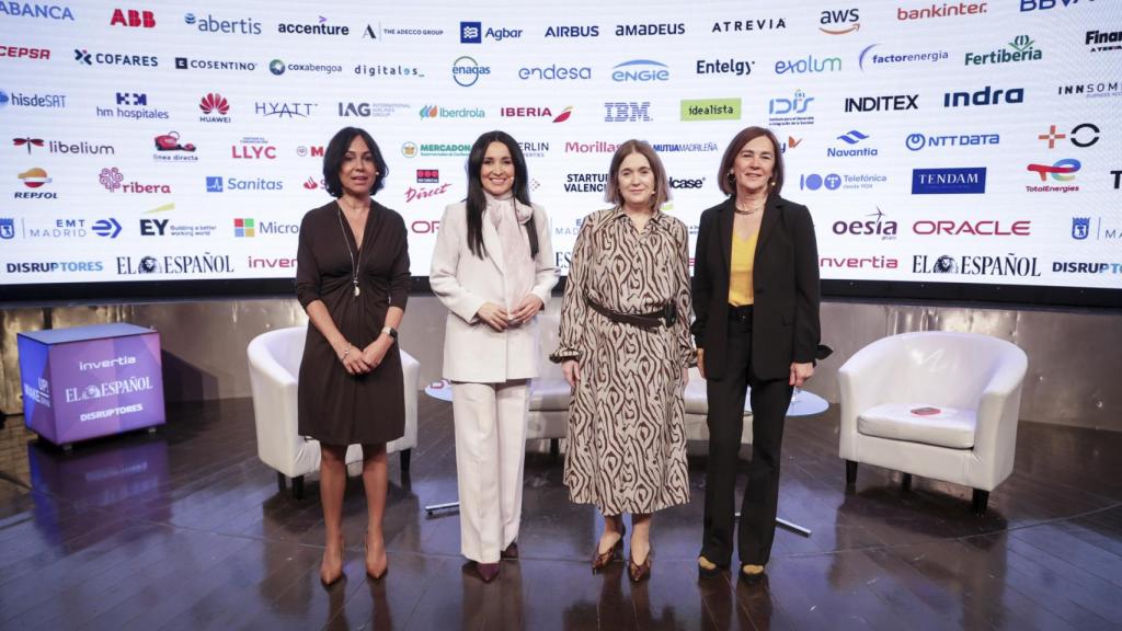De izquierda a derecha, Isabel Pardo de Vera, Cruz Sánchez de Lara, Marta Rivera de la Cruz y Charo Izquierdo.