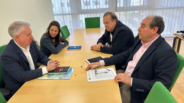 Representantes de Uscal en su reunión con Soria Ya.