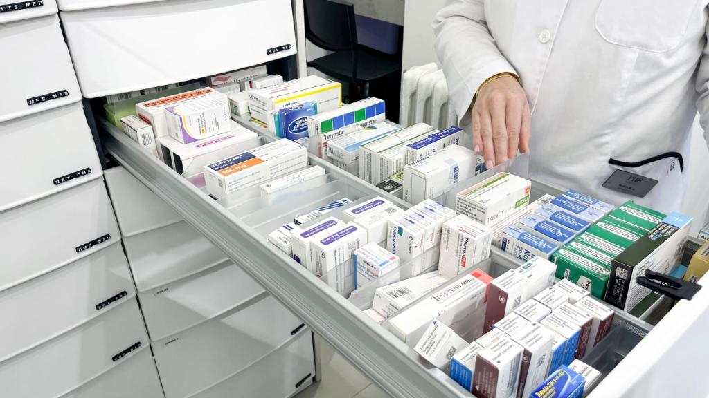 Imagen de archivo de una farmacia