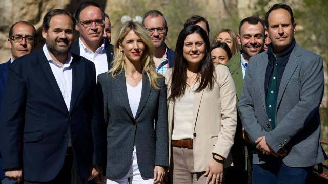 Cayetana Álvarez de Toledo, este jueves en Cuenca junto a Paco Núñez y la dirección provincial del PP
