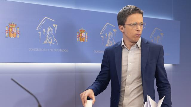 El líder de Más País, Iñigo Errejón, a su llegada a una rueda de prensa posterior a la reunión de Junta de Portavoces.