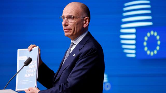 Enrico Letta durante la presentación de su informe en un encuentro informal de los líderes de la Unión Europea (UE) en Bruselas.