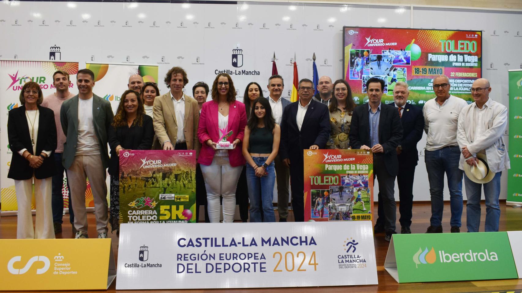 Presentación del Tour Universo Mujer.
