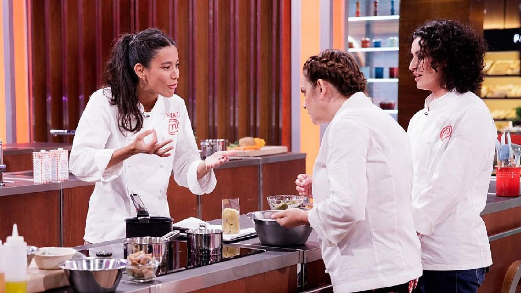 Toñi Moreno, Blanca Romero y María Lo en 'MasterChef'.