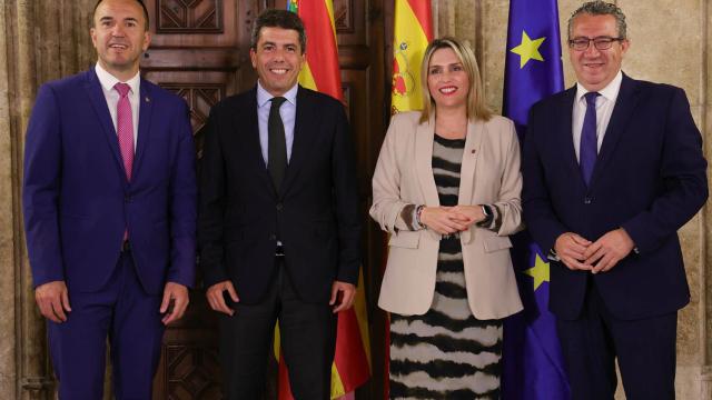 Firma entre la Generalitat y la Diputación por la transparencia de la provincia.