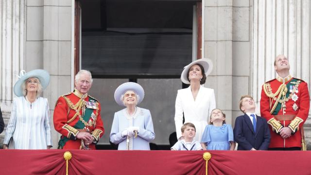 La Familia Real británica, en junio de 2022, con Isabel II.