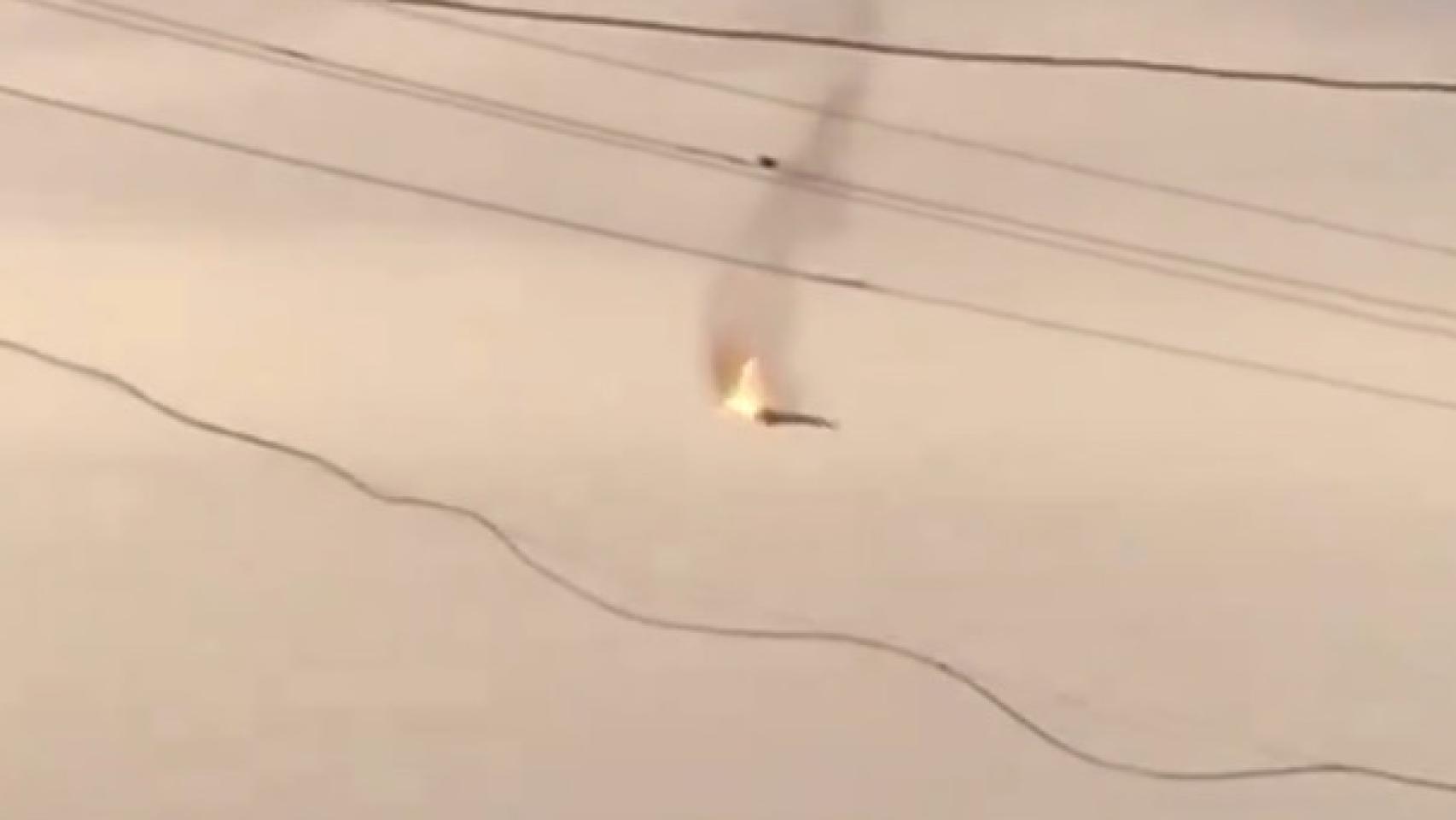 El Tu-22M3 del ejército ruso estrellándose este viernes.