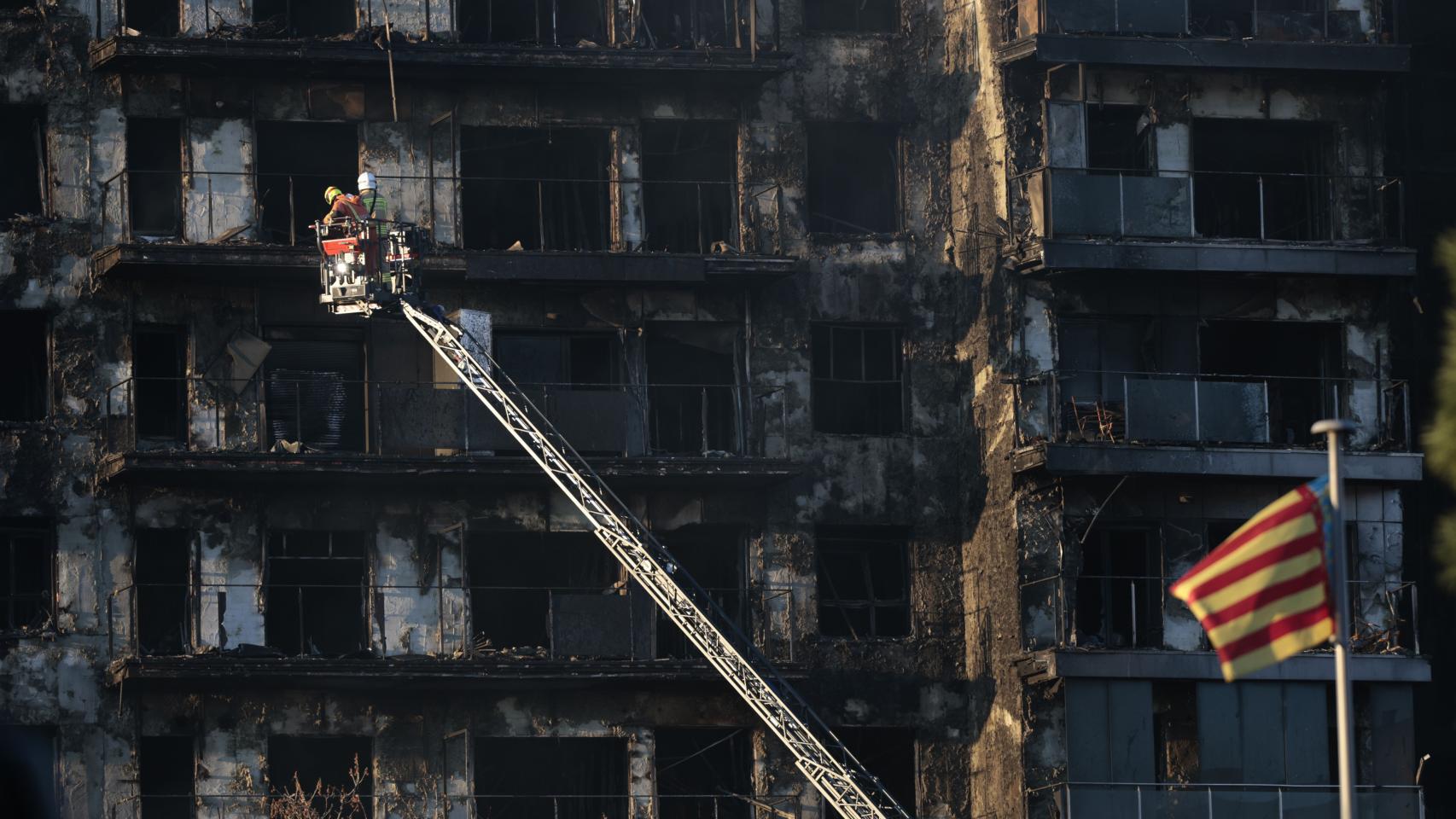 La Asociación de Propietarios Afectados por el incendio de Campanar nace con el fin de reconstruir el edificio